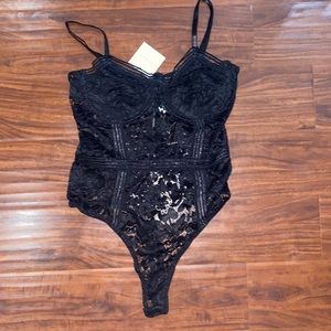 Black sexy bodysuit! 🖤